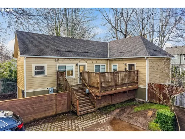 36 NE STANTON ST, Portland, OR 97212