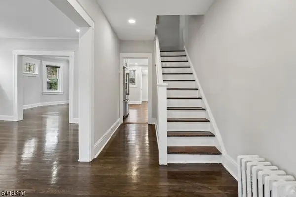 32 Edgewood Rd, Glen Ridge Boro Twp., NJ 07028