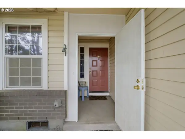 1960 40TH ST, Florence, OR 97439