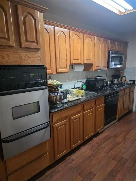 680 East 42nd ST, Brooklyn, NY 11203