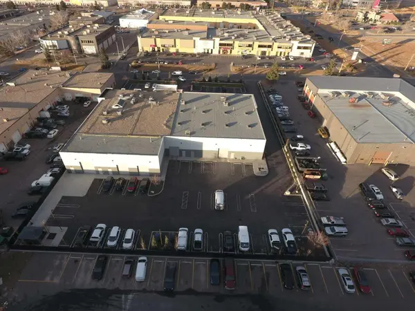 2315 30 AVE NE #1, Calgary, AB T2E 7C7