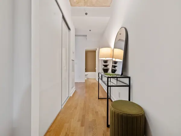 20 Minowan Miikan LN #729, Toronto C01, ON M6J 0E5