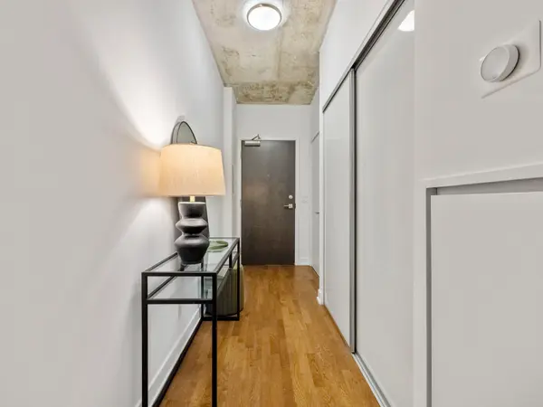 20 Minowan Miikan LN #729, Toronto C01, ON M6J 0E5