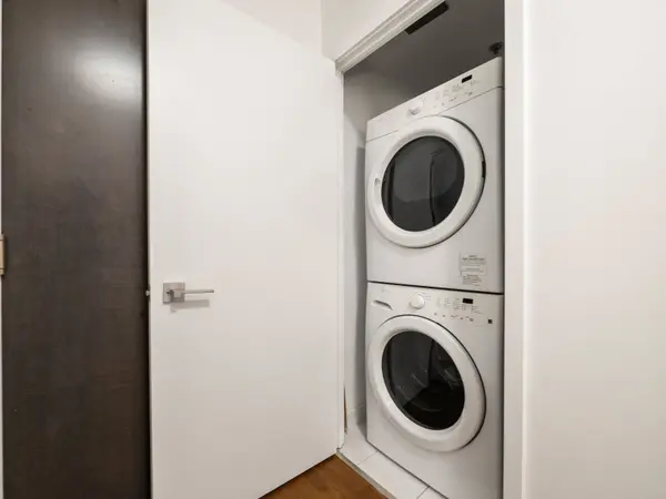 20 Minowan Miikan LN #729, Toronto C01, ON M6J 0E5