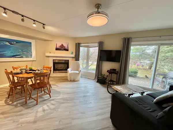 706 Johnston Park AVE, Collingwood, ON L9Y 5C7