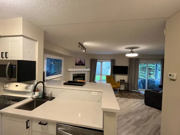 706 Johnston Park AVE, Collingwood, ON L9Y 5C7