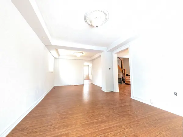 20 Holgate ST, Barrie, ON L4N 2T5