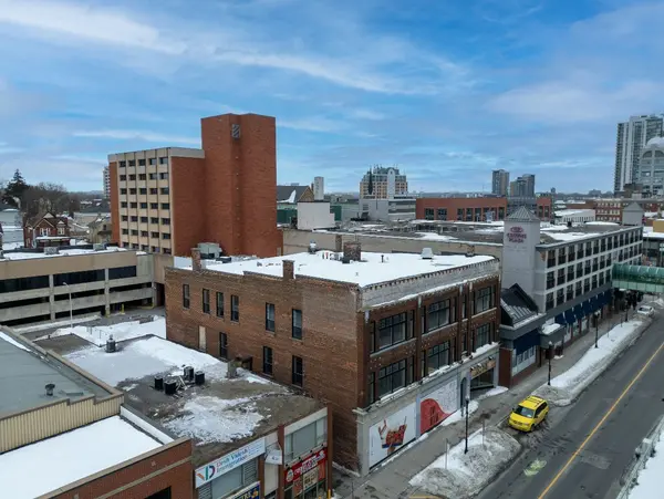 137 King ST E, Kitchener, ON N2G 2K8