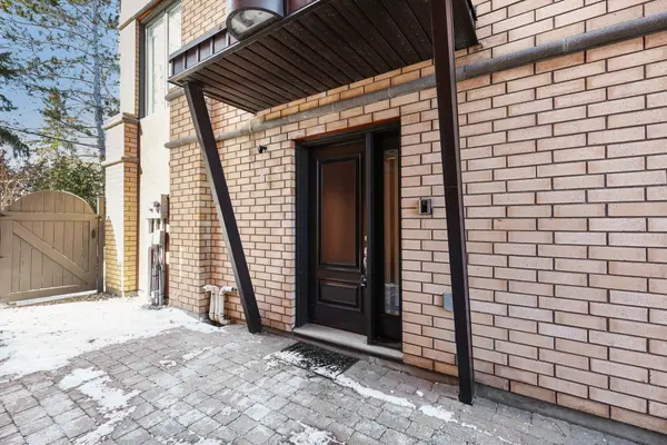 140 Connemara Private, Crystal Bay - Rocky Point - Bayshore, ON K2H 0A7