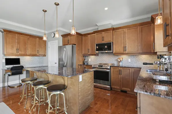 140 Connemara Private, Crystal Bay - Rocky Point - Bayshore, ON K2H 0A7