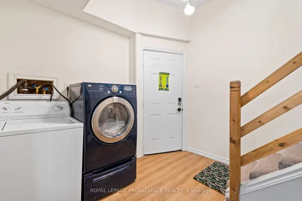 5654 Desson AVE #Upper, Niagara Falls, ON L2G 3T2