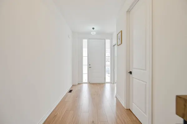 107 Molozzi ST, Erin, ON N0B 1T0