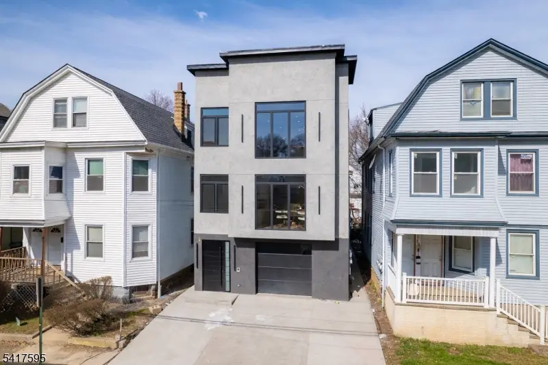 31 Grace St, Irvington Twp., NJ 07111