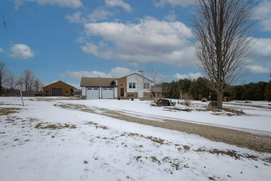 314539 6 HWY, West Grey, ON N0G 1R0