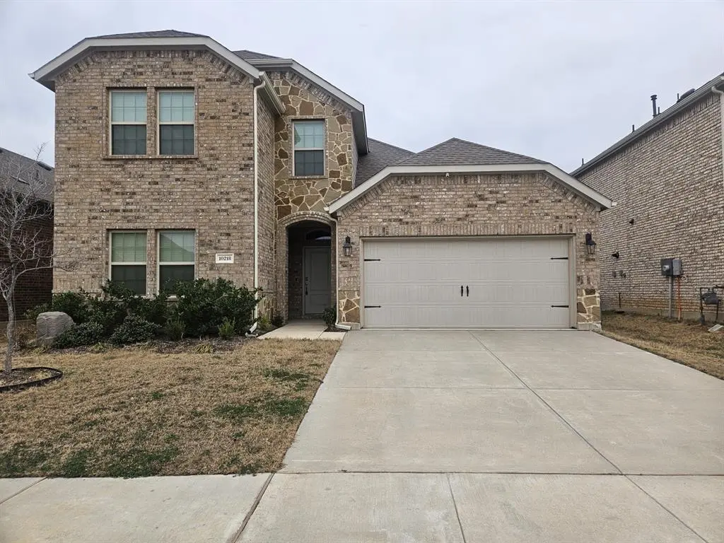 10218 Gray Barrel Drive, Aubrey, TX 76227