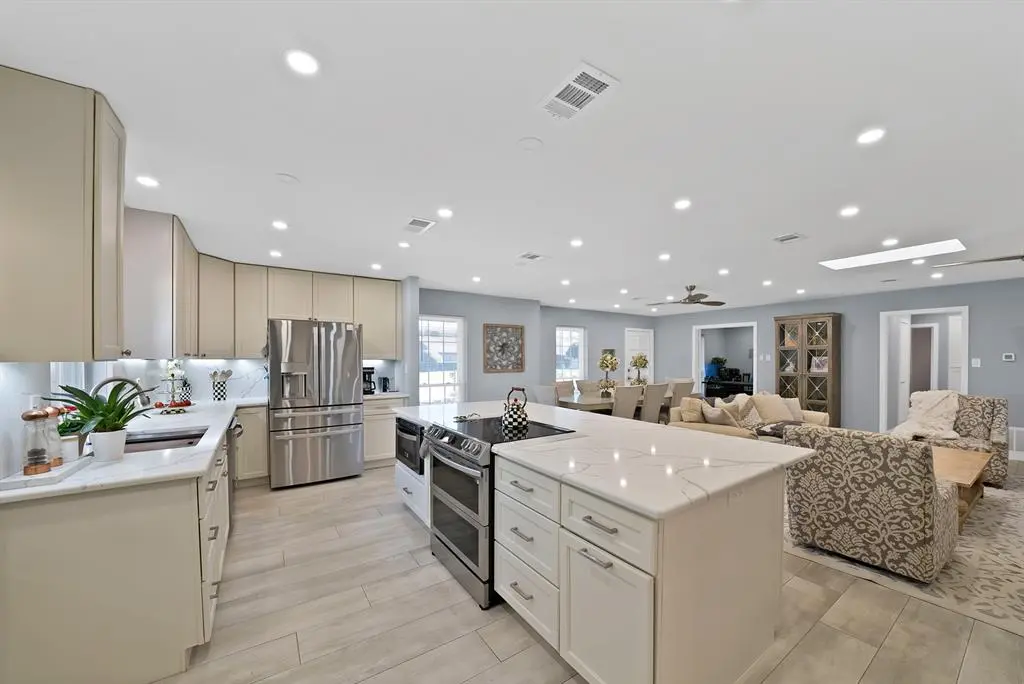 2907 Canyon Brook Drive, Richardson, TX 75080