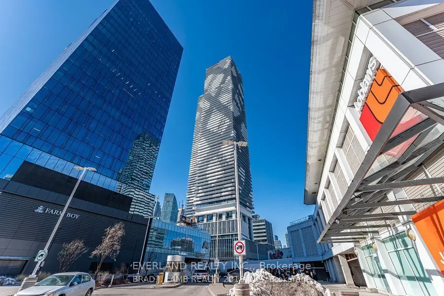 138 Downes ST #1108, Toronto W02, ON M5E 0E4