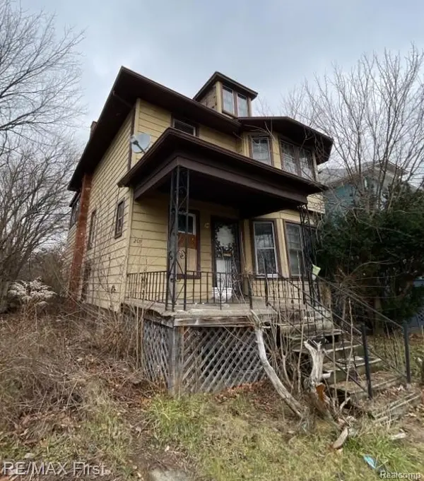 209 Connecticut ST, Highland Park, MI 48203