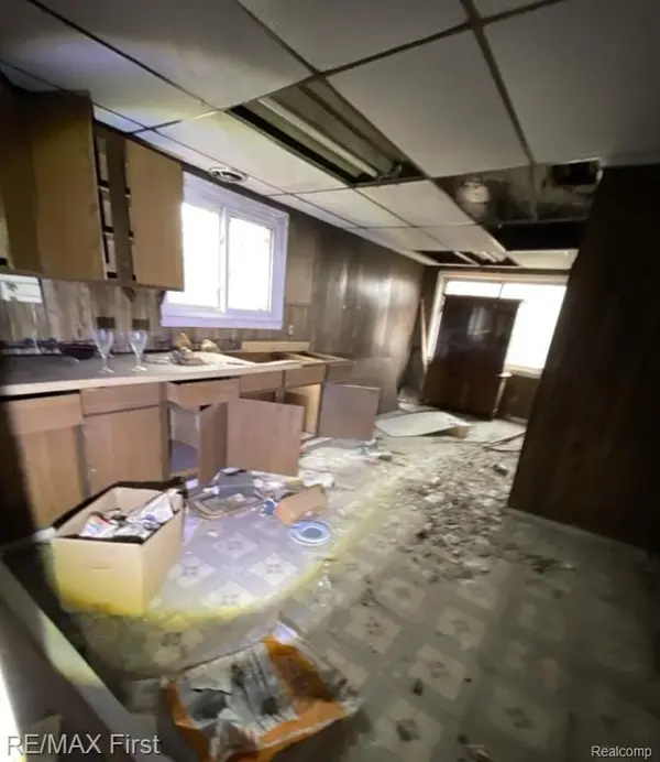 209 Connecticut ST, Highland Park, MI 48203