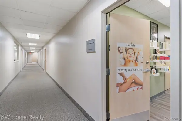 36880 Woodward AVE #Suite 101, Bloomfield Hills, MI 48304