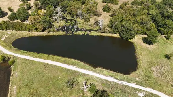 7829 Fm 513 S, Lone Oak, TX 75453