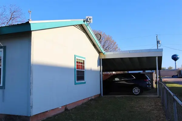 109 Novice Road, Winters, TX 79567