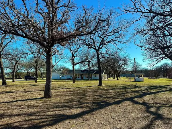 289 County Road 3550, Paradise, TX 76073
