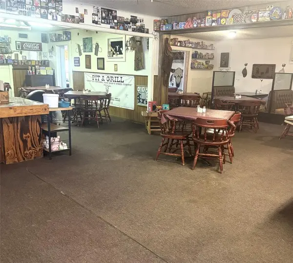 1308 N Avenue Avenue E, Haskell, TX 79521