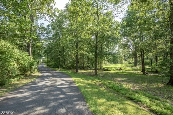 1 Twin Oaks Ln, Harding Twp., NJ 07976