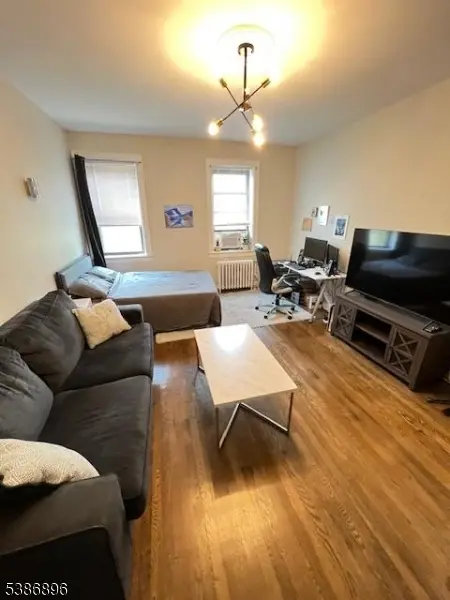 303 Hamilton Pl #D4, Hackensack City, NJ 07601