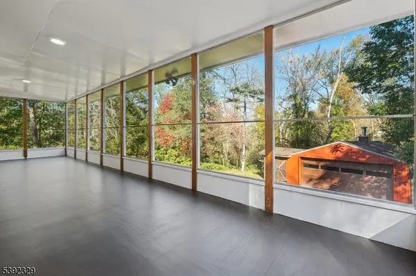 5 Weatherhill Rd, Readington Twp., NJ 08833