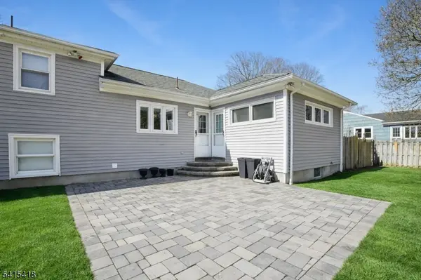 500 E Valley View Ave, Hackettstown Town, NJ 07840