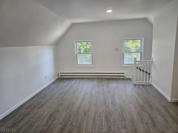 275 Grove St #3, Montclair Twp., NJ 07042