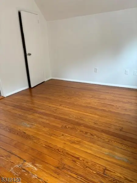 275 Grove St #3, Montclair Twp., NJ 07042