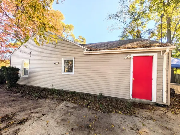 582 Riverside DR, Battle Creek City, MI 49015