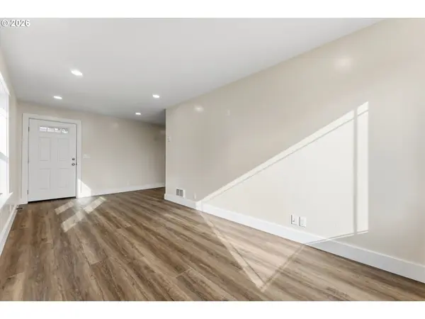 790 OREGON AVE, North Bend, OR 97459