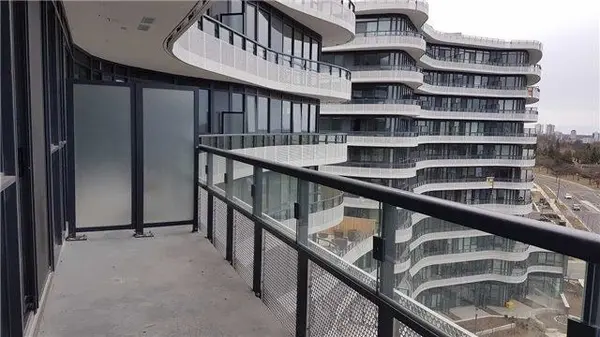 99 The Donway N/A W #822, Toronto C13, ON M3C 0N8