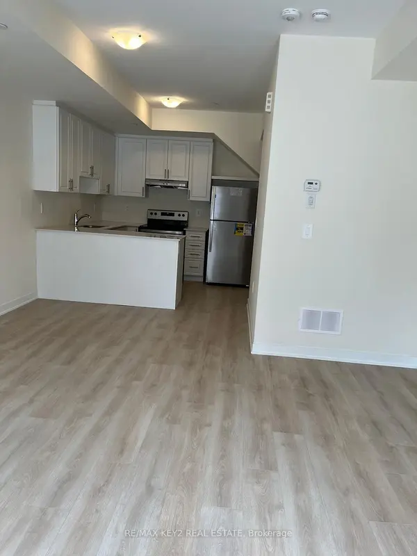 1695 Dersan ST #230, Pickering, ON L1X 0S9