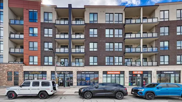 150 Oak Park BLVD #4, Oakville, ON L6H 0E7