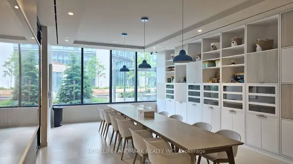 138 Downes ST #1108, Toronto W02, ON M5E 0E4