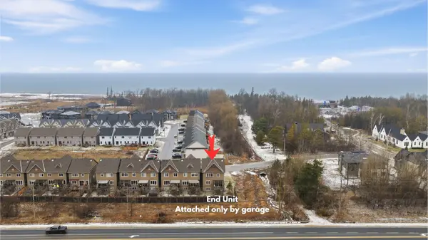 126 Delphi LN, Blue Mountains, ON N0H 1J0