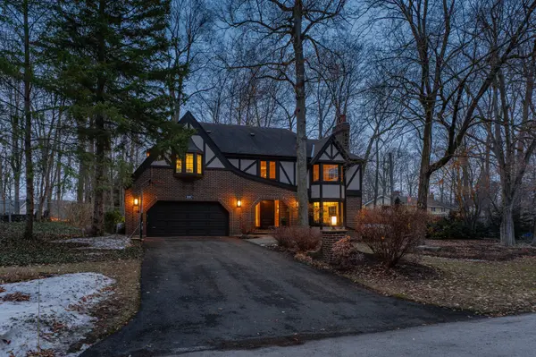 370 Green Acres DR, Waterloo, ON N2K 1Z1