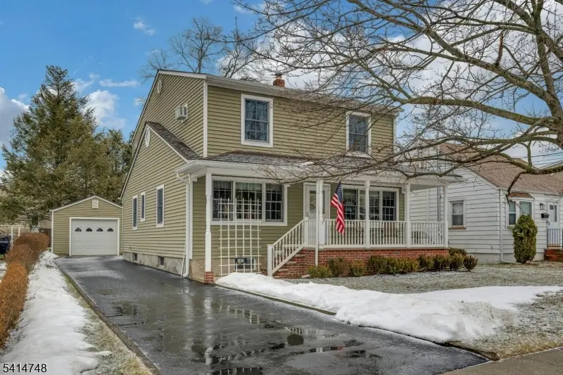 101 Schuyler Ave, Pompton Lakes Boro, NJ 07442