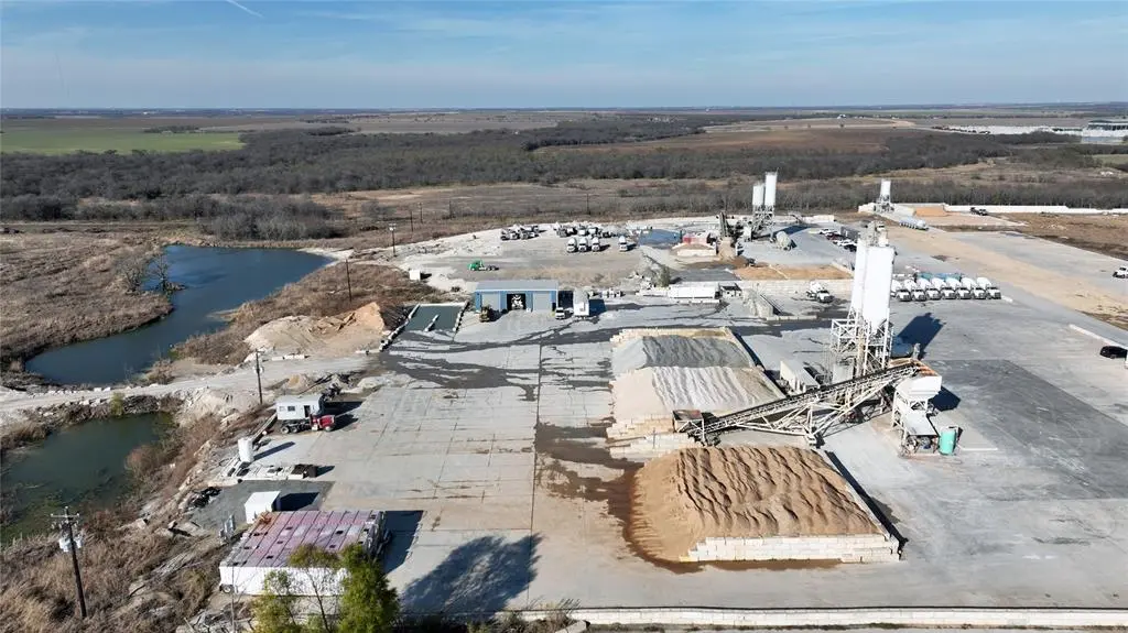 873 B Wall Street, Gunter, TX 75058