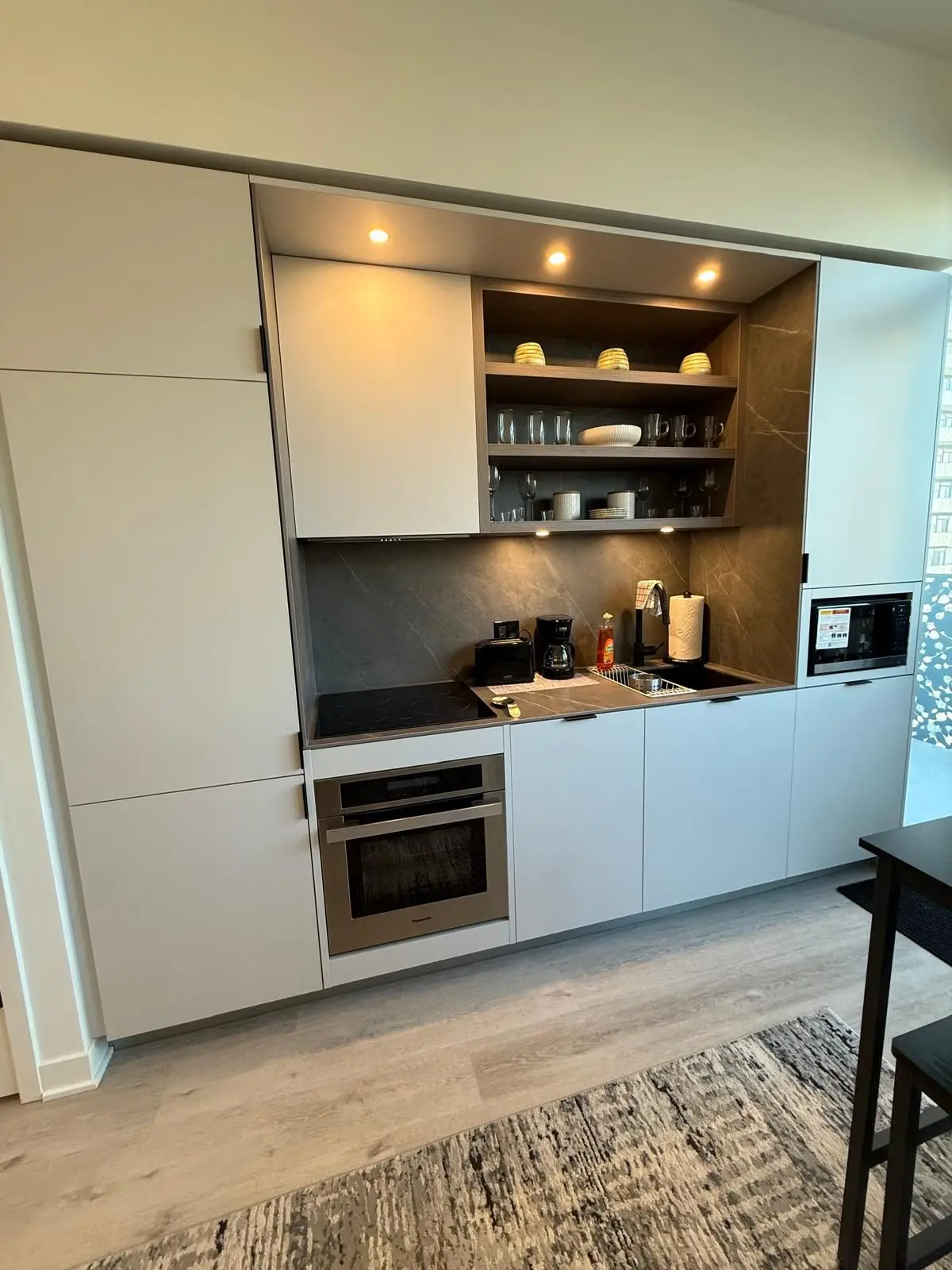 55 Charles ST E #4810, Toronto C08, ON M4Y 0J1