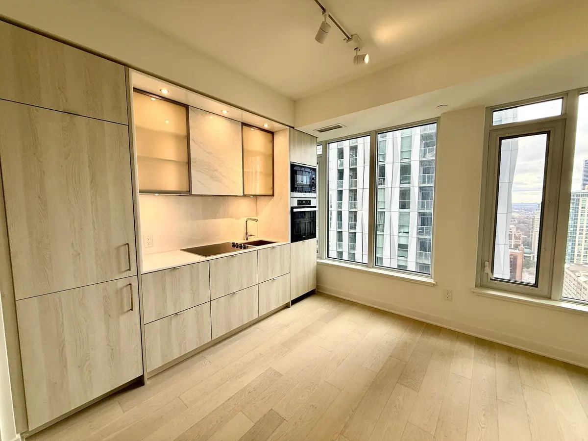 11 Yorkville AVE #2608, Toronto C02, ON M4W 0B7