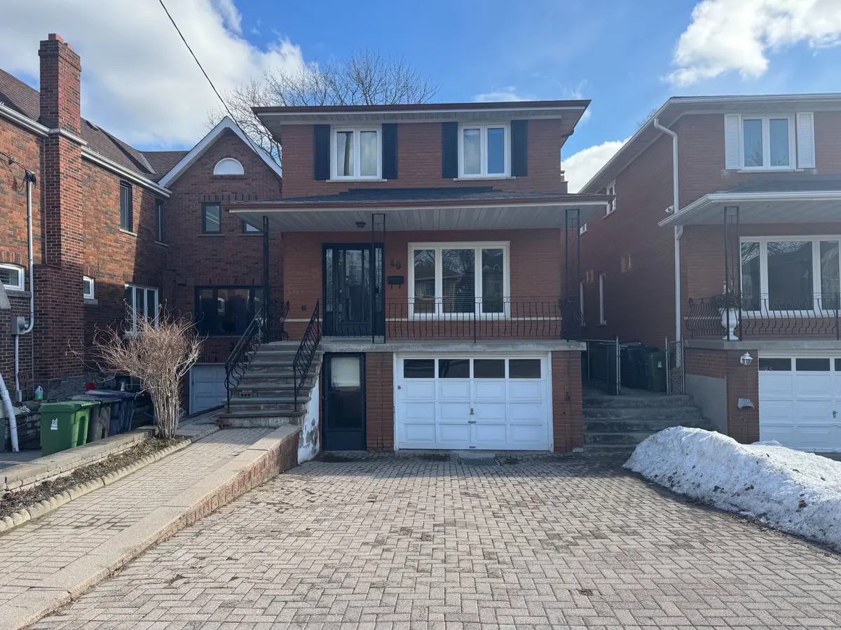 49 Woodville AVE, Toronto E03, ON M4K 2J5