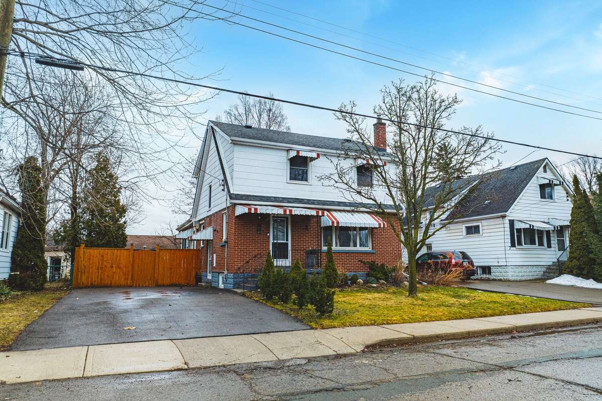 5 West 3rd ST, Hamilton, ON L9C 3J5