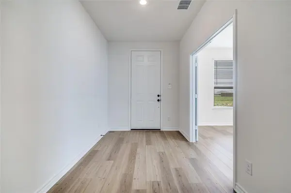 1525 Newsted Drive, Seagoville, TX 75159