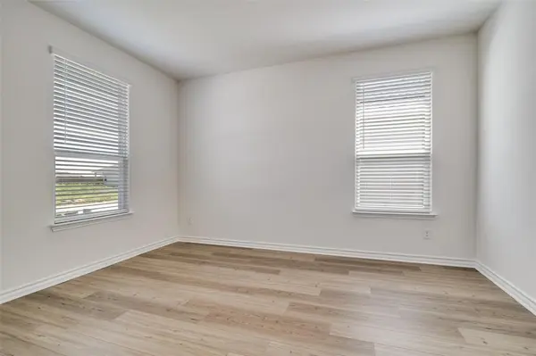 1525 Newsted Drive, Seagoville, TX 75159